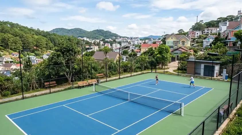 Elite tennis court in Ward 1