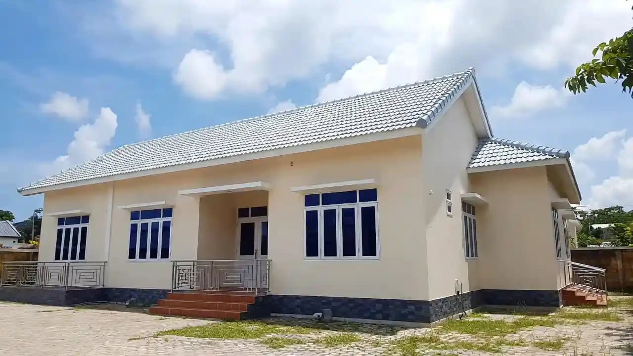 House near Tan An riverside