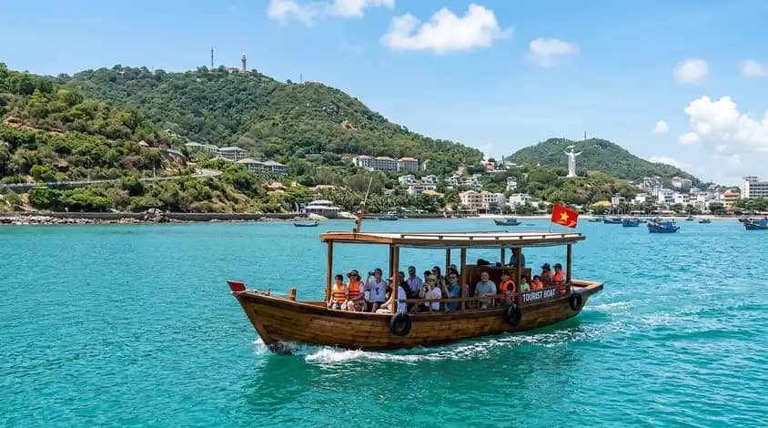 Private boat tour