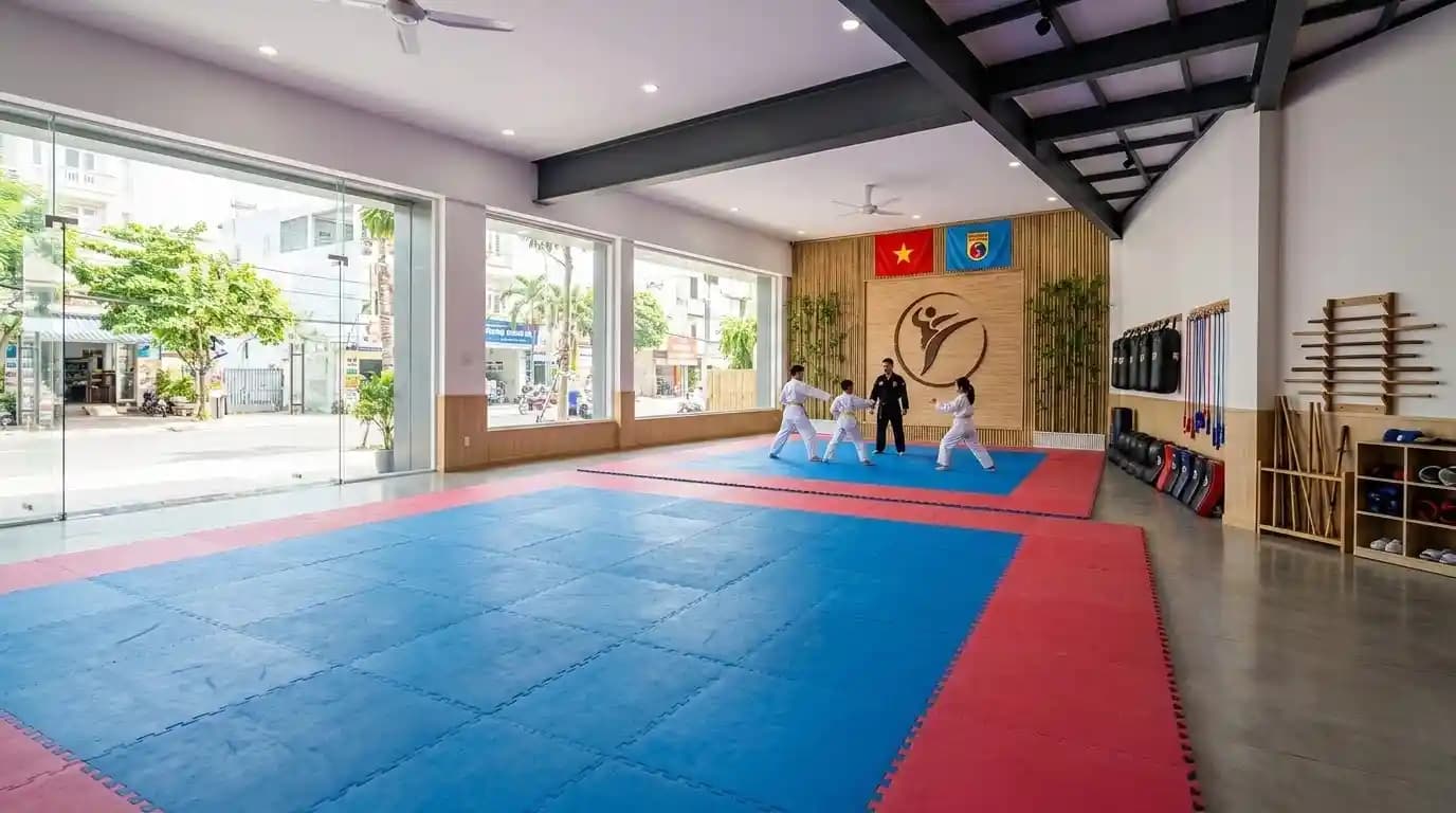 Riverside martial arts studio in Ward 5