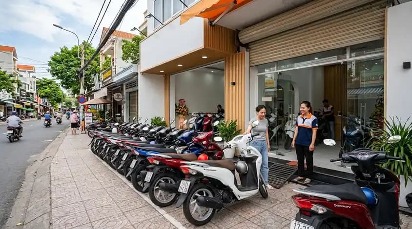 Front Beach Motorbike Rentals